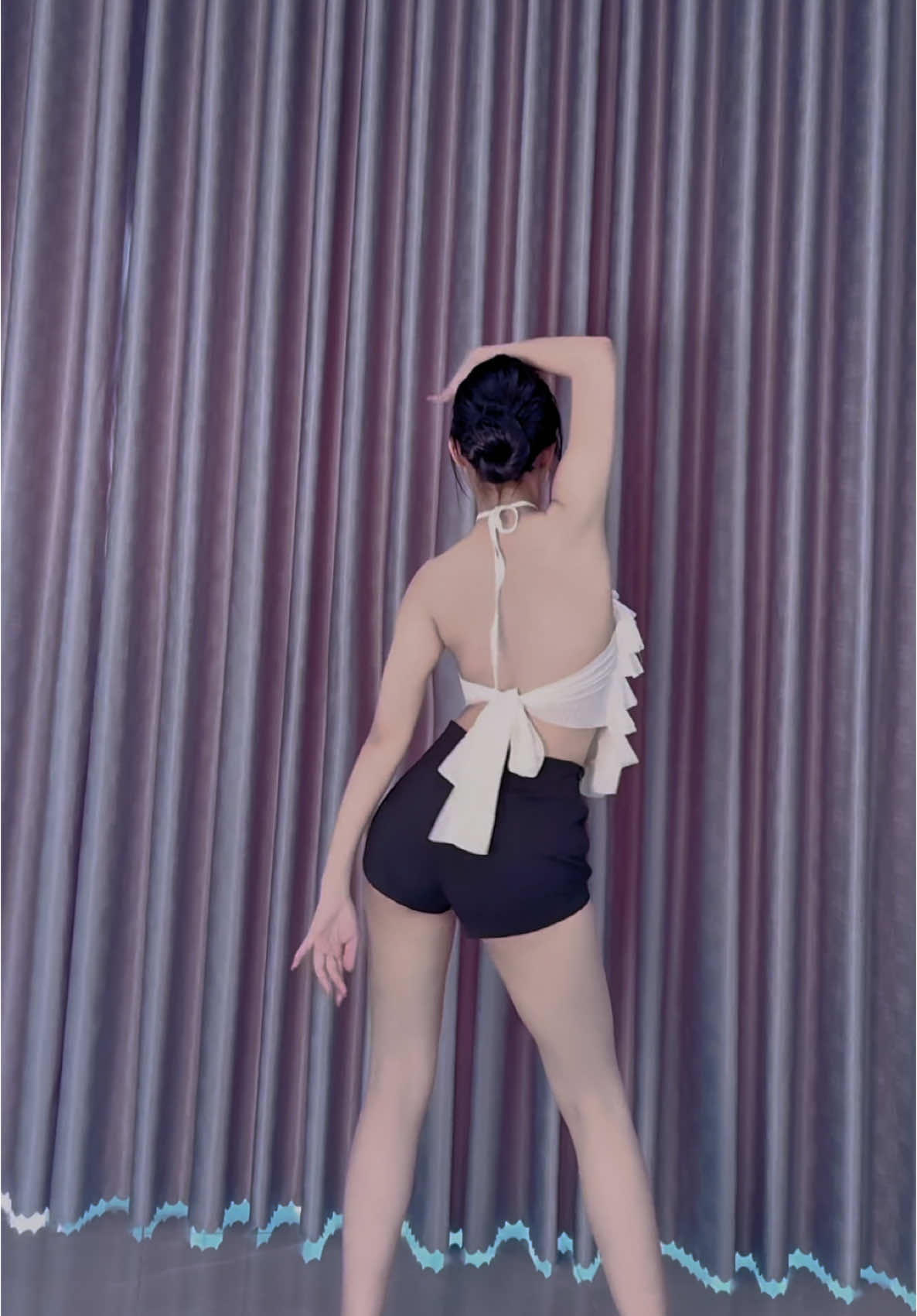 Nhìn phát biết hv của ai lun👀 #xuhuong #dance #kimngan 