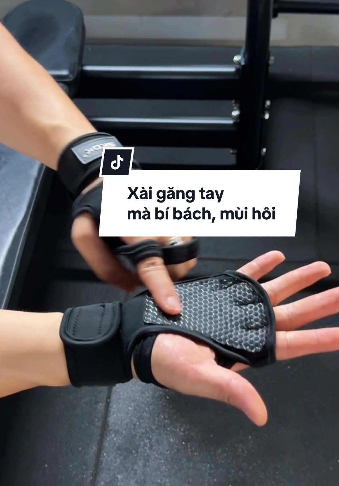 Đeo găng tay mà không bị bí bách #tapgym #gangtaytapgym #baotay #GymTok #Fitness #lifting #review #xh 