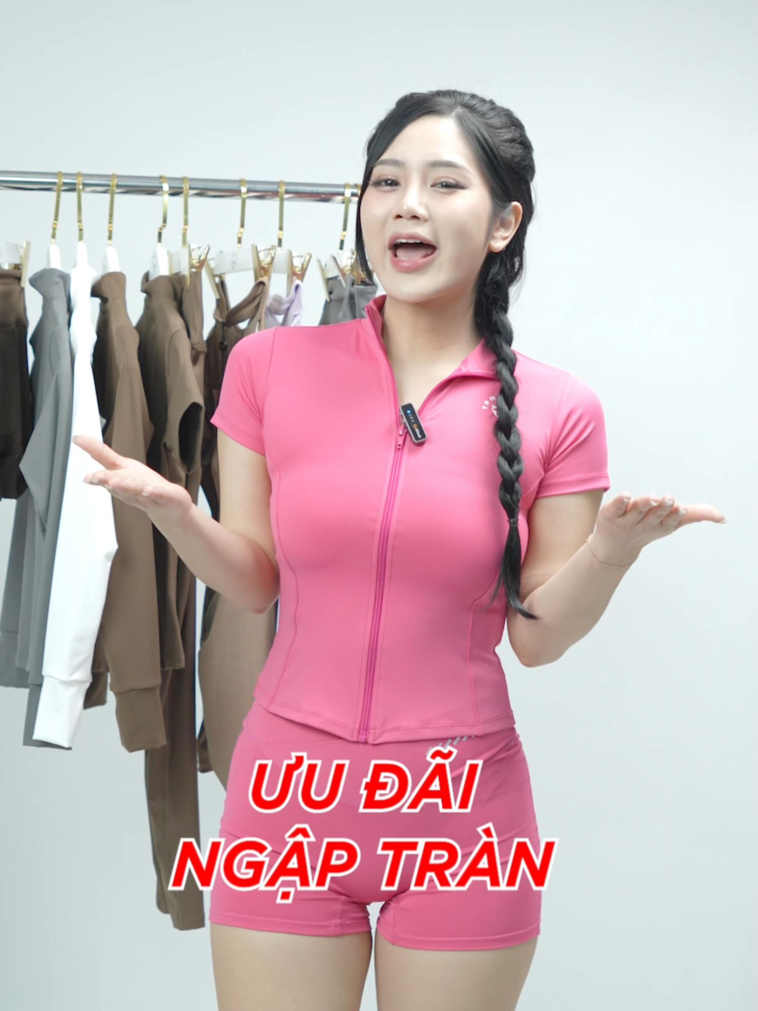 ƯU ĐÃI NGẬP TRÀN - RỘN RÀNG ĐÓN LỄ  Chỉ có trên phiên Live tiktok 15/4 SEY Active. 🪶Tặng quà trị giá 150k cho đơn từ 350k. 🪶Jump Collar giá từ 420k còn 2xxk 🪶Short V Waist giá chỉ còn 1xxK 👉👉Hàng ngàn voucher 15k, 25k. Freeship mọi đơn hàng.  #SEY #uudaimungdaile #dotapgym #thoitrangthetha #saletiktok