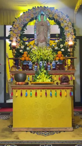 Hoàn thành xong phần trang trí cho tang lễ 