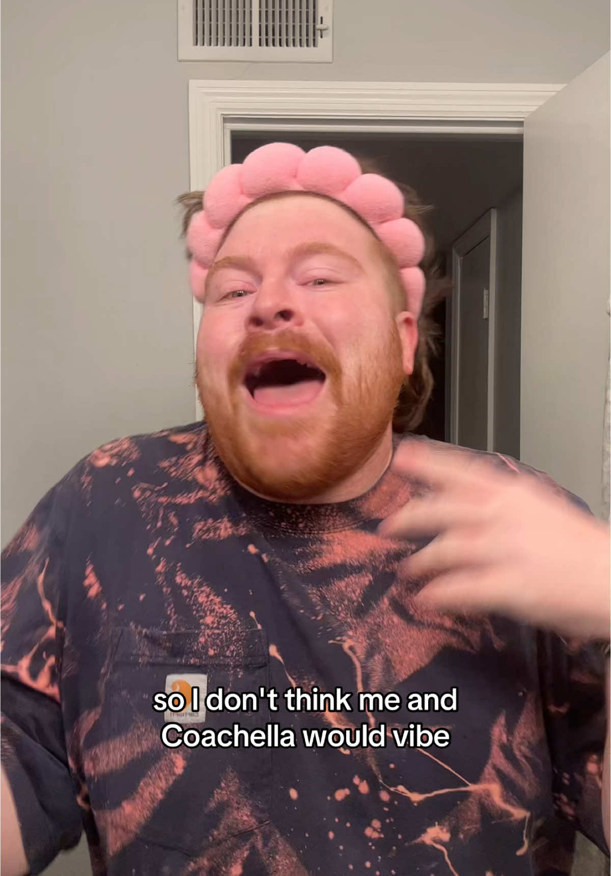 I wouldn’t survive Coachella #foryoupage #fyp #foryou #fypage #trendingvideo #viral #4u #foryoupageofficiall #fy #fypシ #coachella 