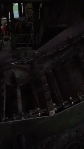 suasana mesin gilingan. #pabrikgula #pabrik #horor #flm #fyppppppppppppppppppppppp 