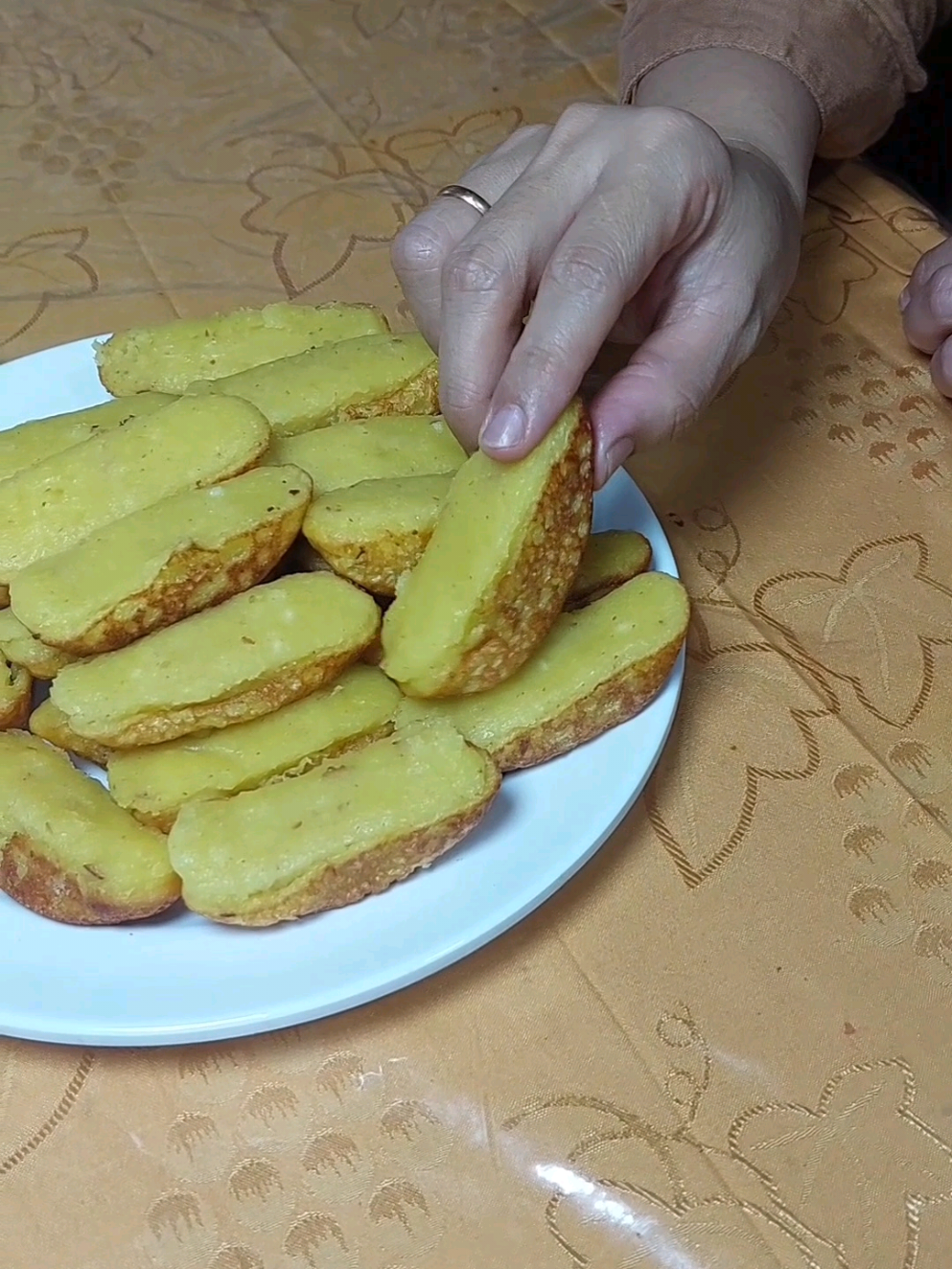 resep kue buroncong kelapa khas bugis atau kakaknya kue pukis #resepburoncongkhasbugis 