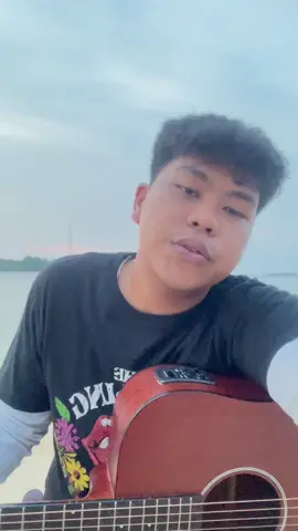 Fake Plastic Trees - @Radiohead #radiohead #fakeplastictrees #cover #music #fyp #foryou #beachvibes #90s 