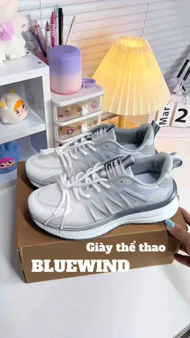 Xịn lắm , mang êm cực các bà tăng giúp tôi 1 sz nhá #giaythethao #giaybata #giaythethaonamnu #xuhuong #unboxing #reviewgiaythethao 
