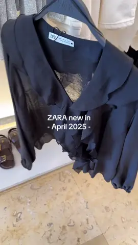 Gorgeous @ZARA new arrivals 🖤 #zarahaul #zaranewin #zara #zaraoutfit #fyp #OOTD #zaradress 