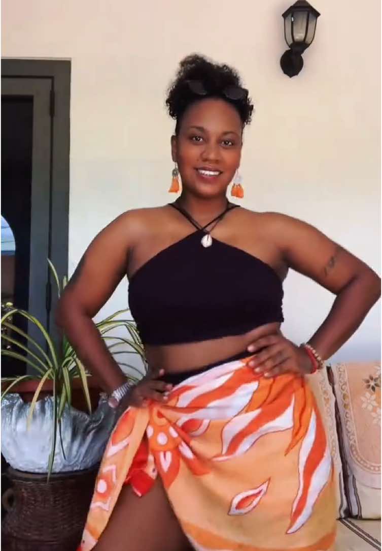 Li tourne by Alain Ramanisum 🇲🇺 #mauritiustiktok🇲🇺 #seychellestiktok🇸🇨 #culturetiktok #lovemauritius🤎 #segadance #foryoupage #danceishappiness 