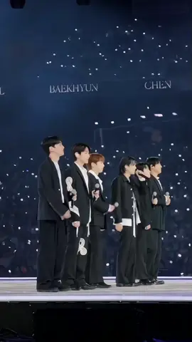 one year ago today🥺😢 miss them😭🥰 #exo #엑소 #weareoneexo #exol #exoanniversary @EXO 