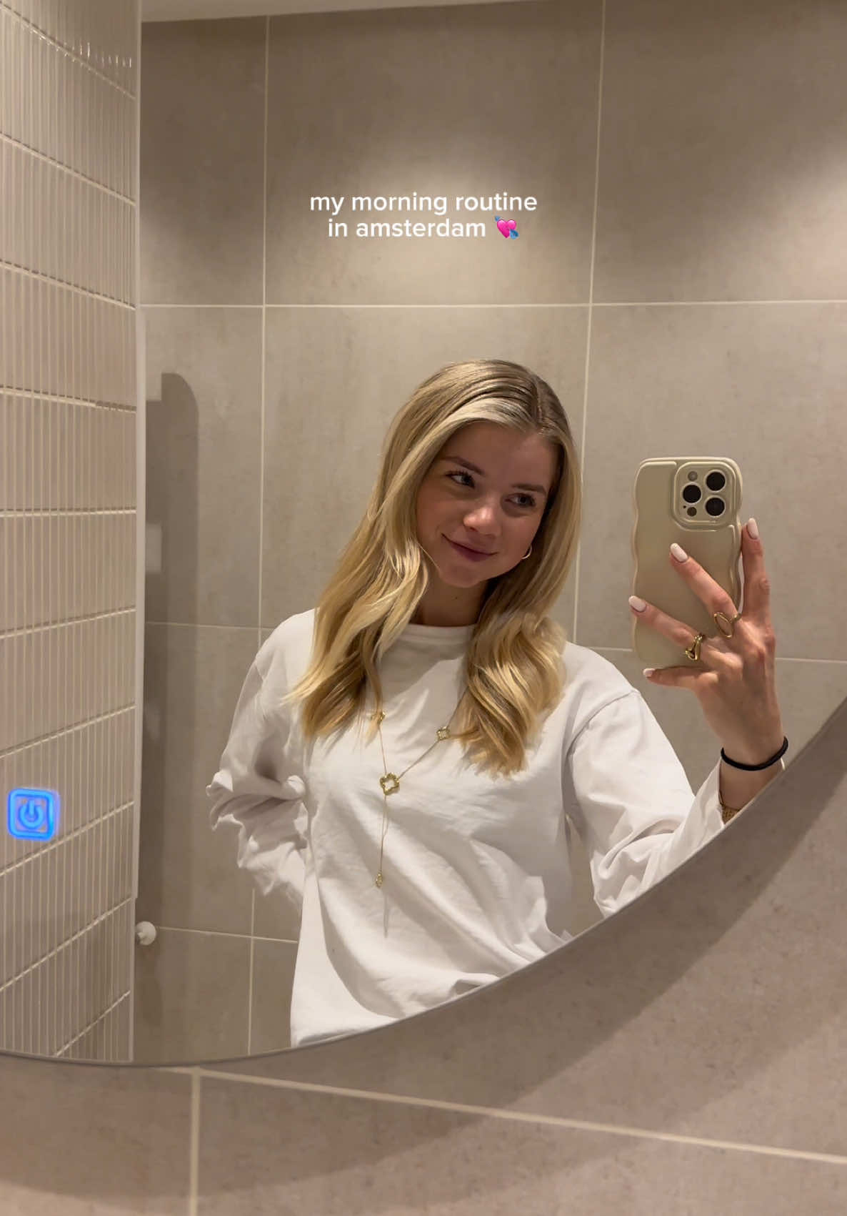 My fav morning routine in Amsterdam 💘 @Saints & Stars #pilates #morningroutine #reformer #amsterdam #saintsandstars #dayinmylife 