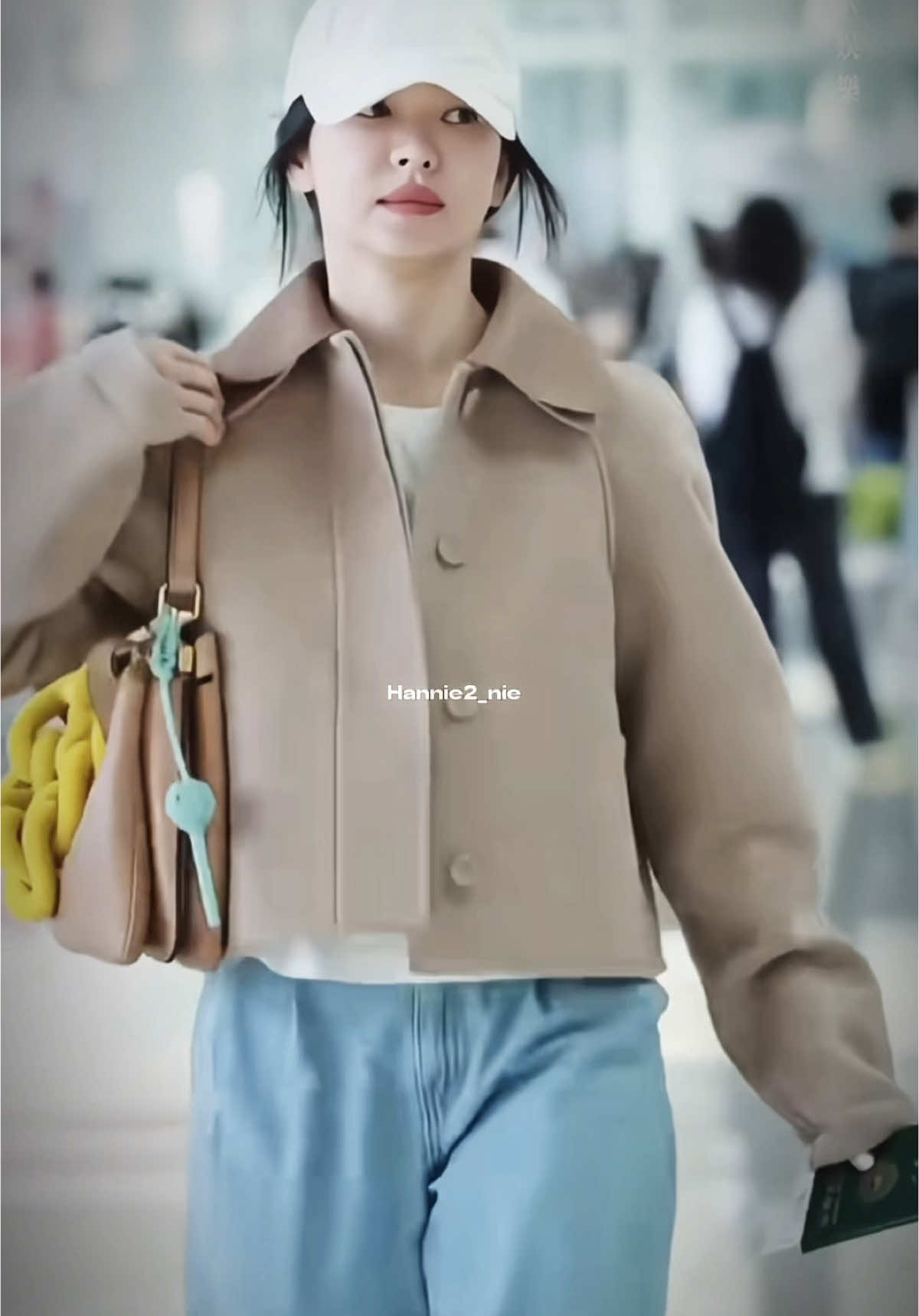 Thời trang sân bay Song Hye Kyo  #songhyekyo #송혜교 #xuhuongtiktokk #fyp #foryou #fypシ゚ #xuhướng 