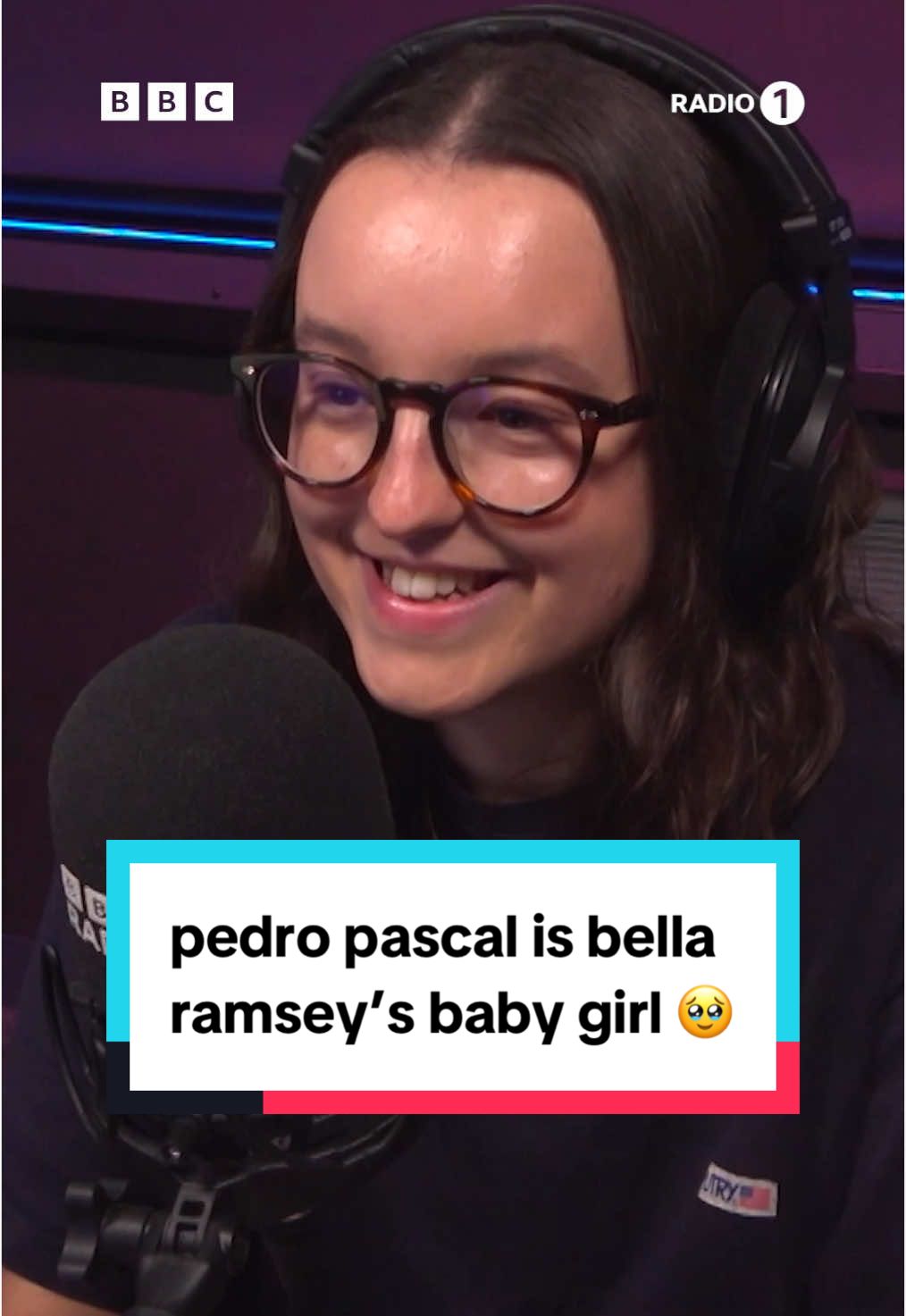 “he’s more baby girl” 🥹 LOVE bella ramsey and pedro pascal’s friendship 🫶 #bellaramsey #pedropascal #thelastofus #thelastofus2 #radio1  