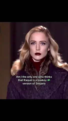 Basically they have a lot common face features and they were put very similar make up for most of the shows #RaquelZimmermann opening #Gucci FW 2007