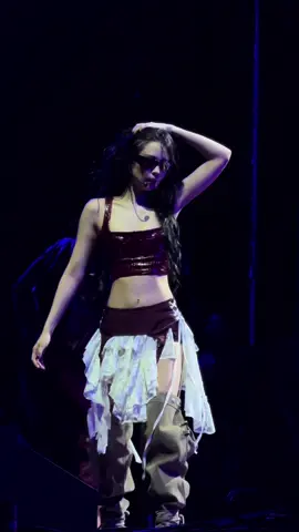 Seoul City - Jennie live at Coachella #jenchella #jennie #coachella #coachella2025 #jennieincoachella @JENNIE 