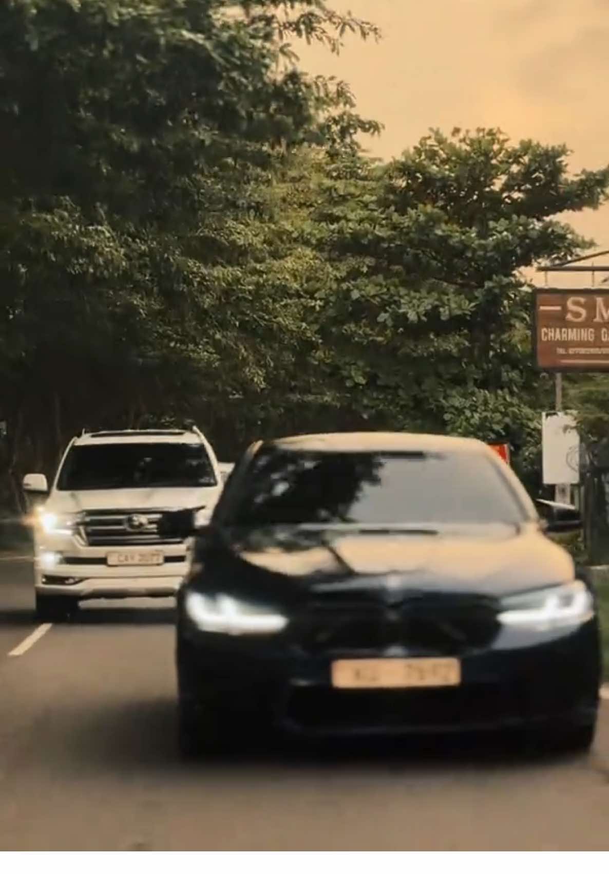 සෑම වාහනේකටම පිළිගැනීමක් ඇත නමුත් එය රදා පවතින්නෙ එය පදින හිමිකරු මතය ❤️  #foryou #trending #teamlucifer #eaglesontheisland #teamlucifersl #sldefenderloversclub #defender #ඩිෆෙන්ඩර්_පිස්සුවක්_තමා❤️😋  #බස්නාහිර_අපි #viral #frypシ 