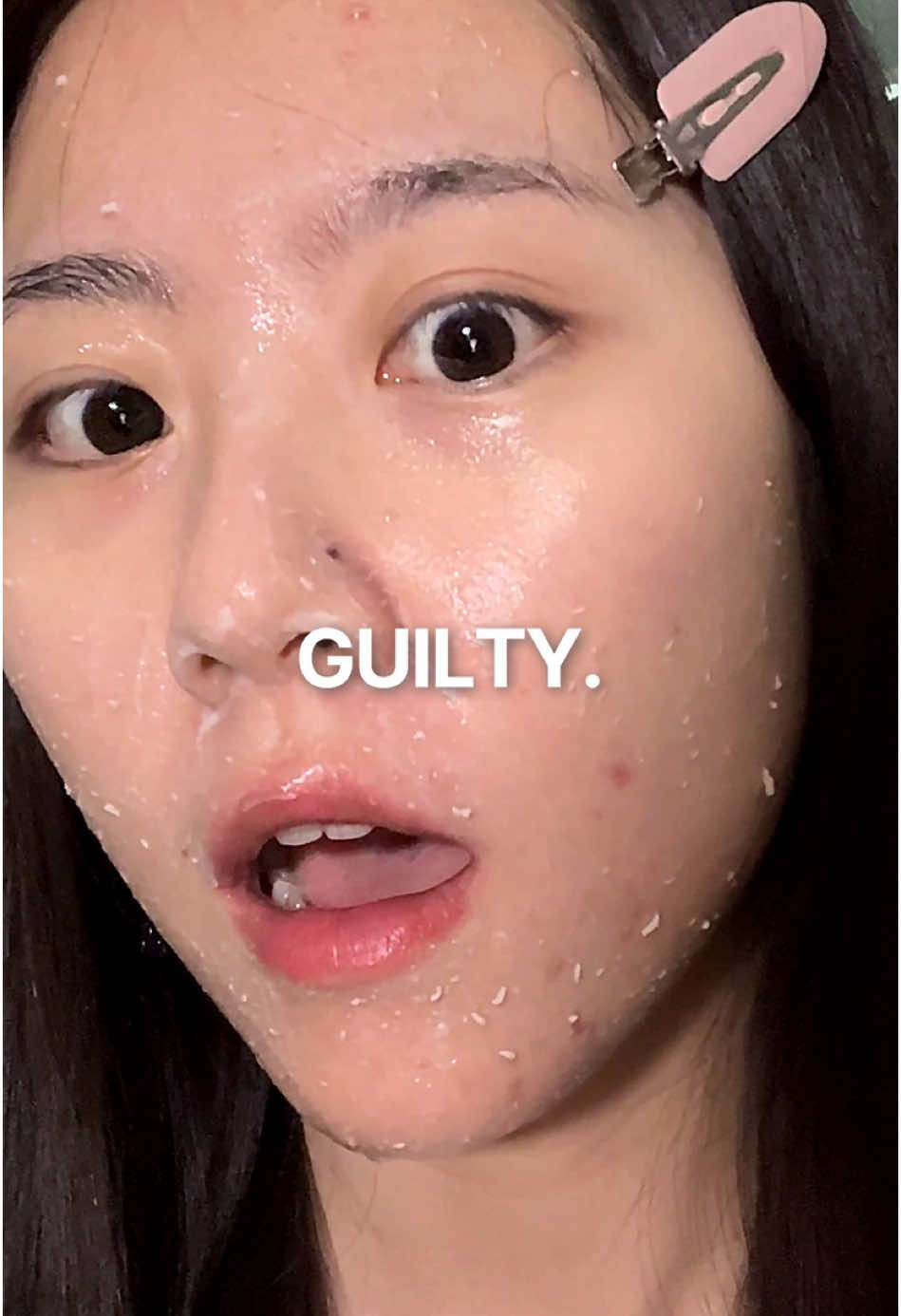 Flaky skin? No filter needed✨✨✨ Peel Shot gently exfoliates to reveal hydrated, smooth skin. Try it now💛 #drmealxin #peelshot #dermarecipe #skincare #skincaretips #kbeauty #koreanskincare #glowingskin #glassskin #clearskin