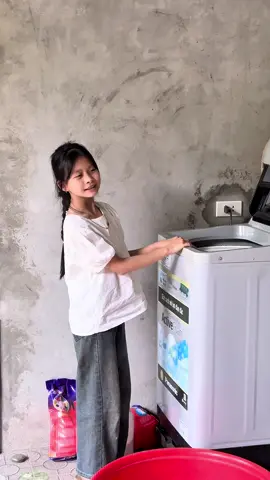 Hnay tui lại về quê thăm con gái nè. #viengiatxa  #joykity 