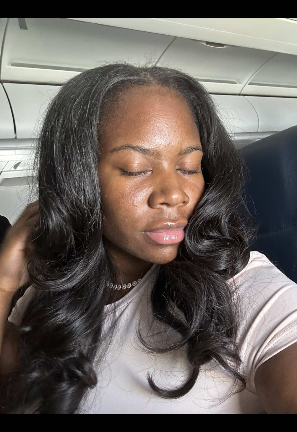 I feel like I’m in a time lapse… life is moving so fast it’s April, it’s Spring, I’ve been in 2 different states every week. I am grateful to God, I want to get back to my sit down tutorials. Stay tuned I’ll be emptying the drafts this week!  #lashes #beauty #minksbyv #fyp #Lifestyle 