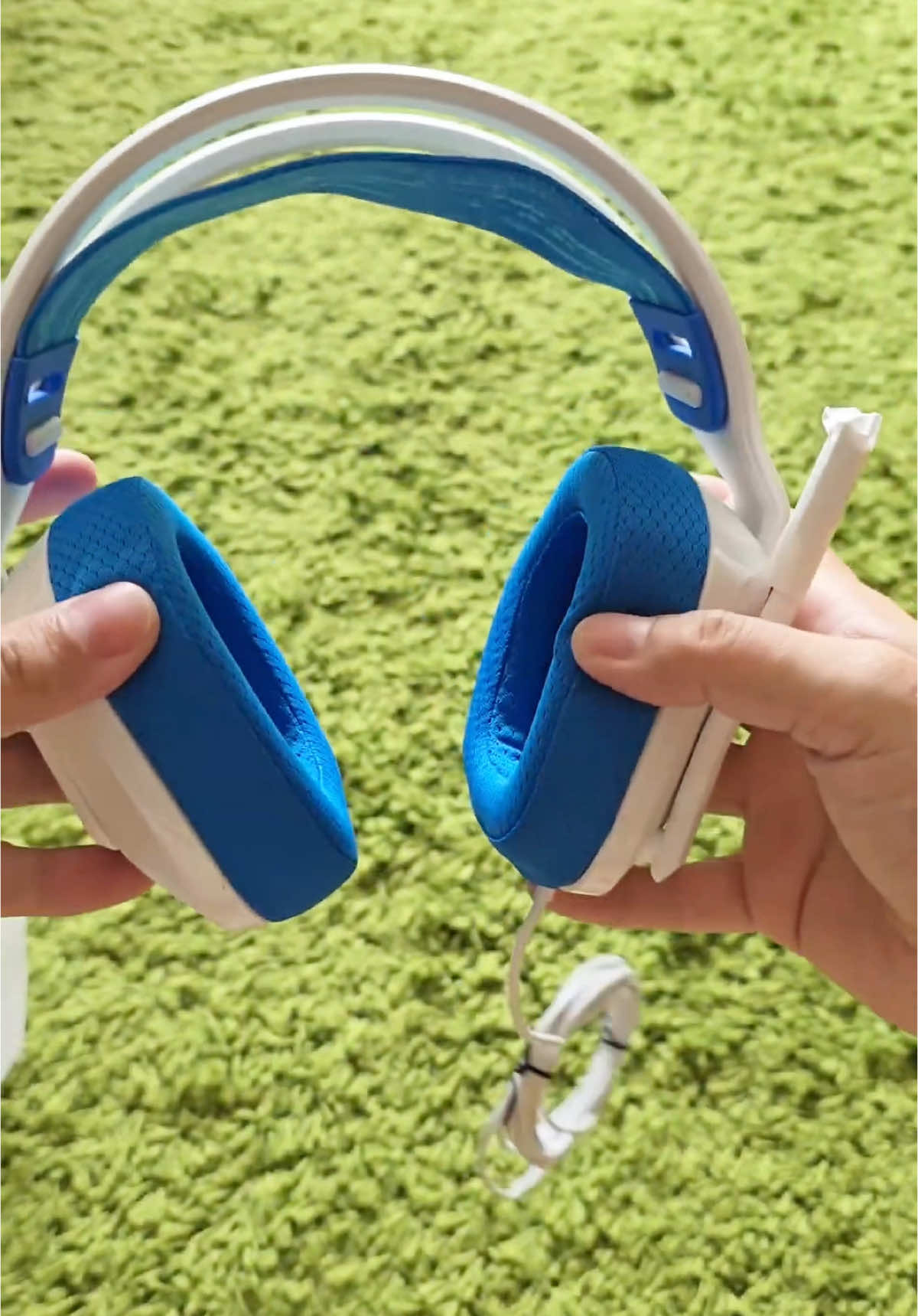 Logitech G335 Gaming Headset. #TikTokShop #TikTokFinds #TrendingProducts #MustHave #TikTokMadeMeBuyIt #ShopNow #ViralFinds #BestDeals #HotDeals #OnlineShopping #TikTokShopFinds #ProductReview #ViralProducts #ForYou #FYP #FYPTrending #FYPViral #ForYouPage