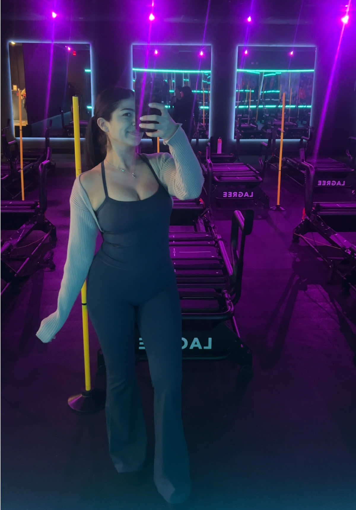 #lagree w/me #grwm #sundayreset #sundaylagree #lagreefitness #pilates #workout #workoutset @Gregorys Coffee #gregoryscoffee 