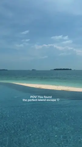 Discover the perfect island escape,just 1.5 hours from Jakarta. Soft pink vibes, clear waters, and just right for a spontaneous escape. Ready to go?🏝️✨ 📍 Sepa Island Resort, Kepulauan Seribu 📞 0813-1999-6258 (Book Your Getaway with Friends!) 🔗 linktr.ee/separesort #SepaIsland #IslandLife #TropicalGetaway
