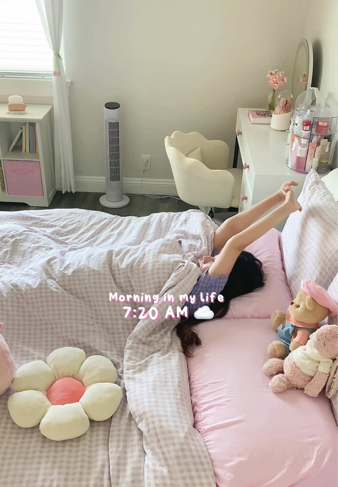 Good morning and welcome to a new day! 💗 Using:  @Anua Store US ANUA NIACINAMIDE 10 TXA 4 SERUM @Make P:rem Global Official MILD TONE UP SUNSCREEN  @Diorbeauty LIP MAXIMIZER 009 #Vlog #minivlog #dailyvlog #morningroutine #vyviandaily 