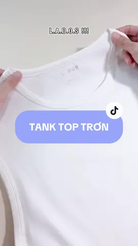 Ý là tank top trơn sẽ dễ dàng mặc từ ở nhà, ra đường, kể cả du lịch,…dễ chọn item quần, làm luôn áo lót bên trong cho sơ mi hay áo khoác,… #reviewquầnáonam #reviewquầnáo #aothunnam #aobalonam #aotanktopnam #lados #thoitrangnam 