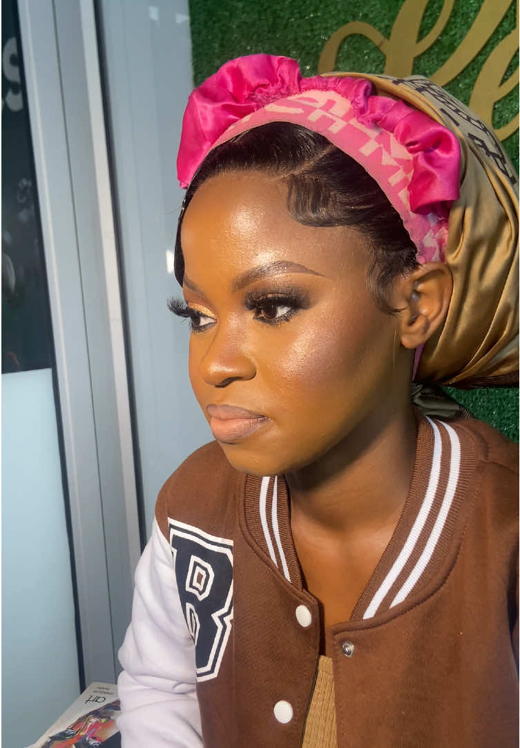Bulawayo makeup artist #bulawayo #bulawayomua #zimweddings #bulawayomakeupartist #fyp #viralditiktok #fypageシ 