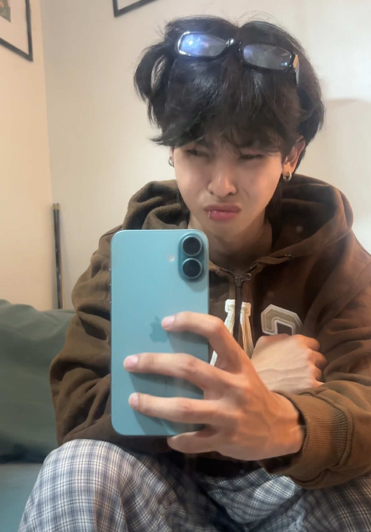 😜