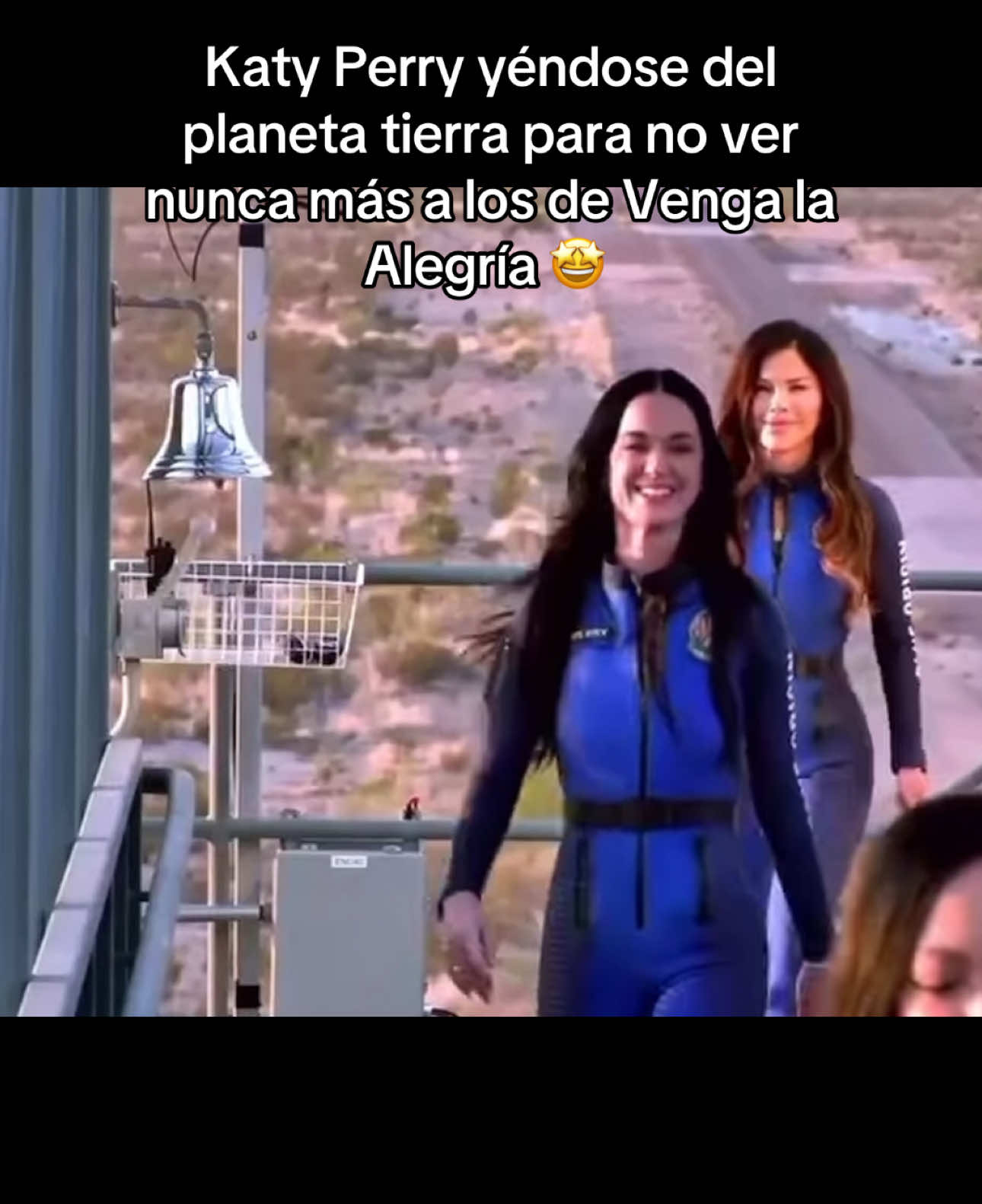 🙂‍↕️ No lo superará jamás 😂 #katyperry  #texas #cohetenewshepard 🚀 #space @Katy Perry 