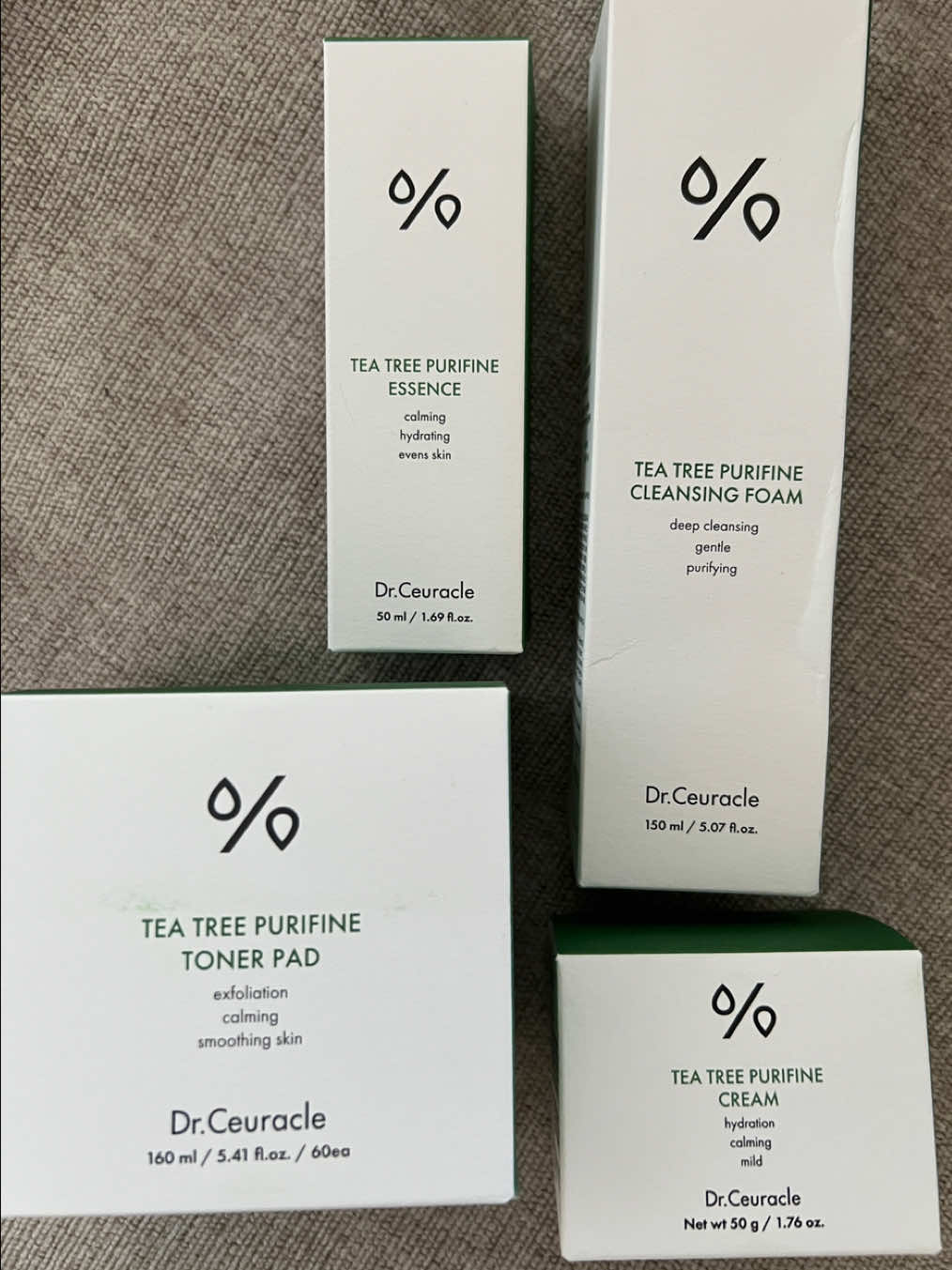 Another Pr from @Dr.Ceuracle Official! Thank you so much 💗 #pr #skincarehaul #drceuracle #kbeauty #kbeautyskincare #teatreeproducts #glasskin #fypシ゚ #furdich #fördigsidan #fördigsidansverige 