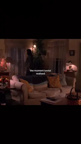 the dissapointment in her eyes 😭 #gilmoregirls #gilmoregirlsedits #rorygilmore #rorygilmoreedit #lorelaigilmore #videoviral #viralvideos #logan #lorelaigilmore #loganandrory #downfall 