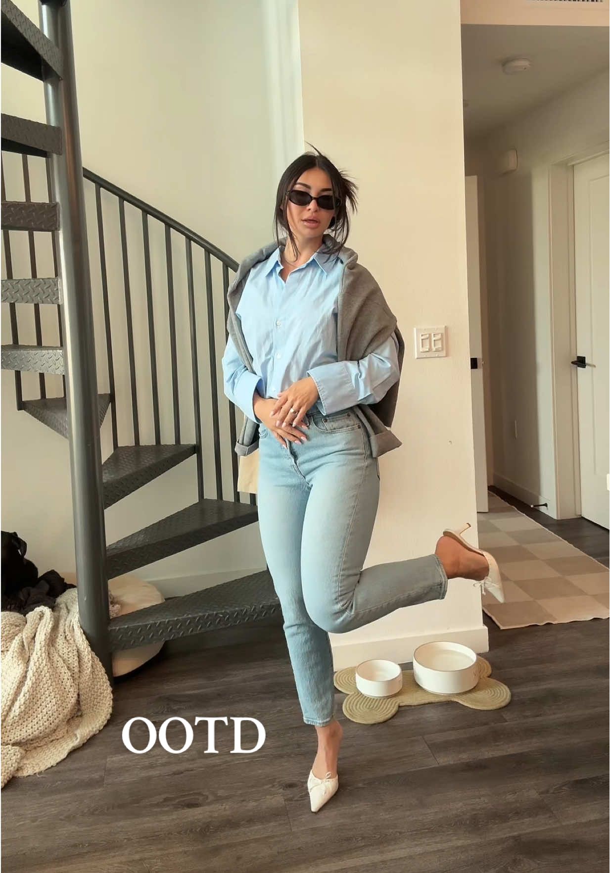 OOTD Happy Monday girls!!  Top - @ZARA  Jeans - @Levi’s  Heels- @Tony Bianco  Sweater - @LOEWE  #workfit #OOTD #ootdinspo #realestate #realtor #fyp 