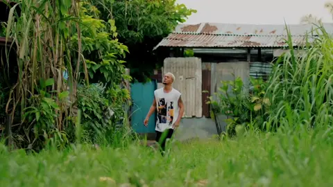 boss !le teaser de mon nouveau clip, qui sort officiellement le 25 avril. Prépare-toi, ça arrive très fort ! Partage abonnez-vous déjà sur ma page YouTube@@apollogames BZ @Climat Corporation @EDDY  TSIEYILA @YANDI MBEMBA 🔥 @Emilio_lacass_fan0 @LE TERRIBLE🎧🤟 @dgstrambull0 