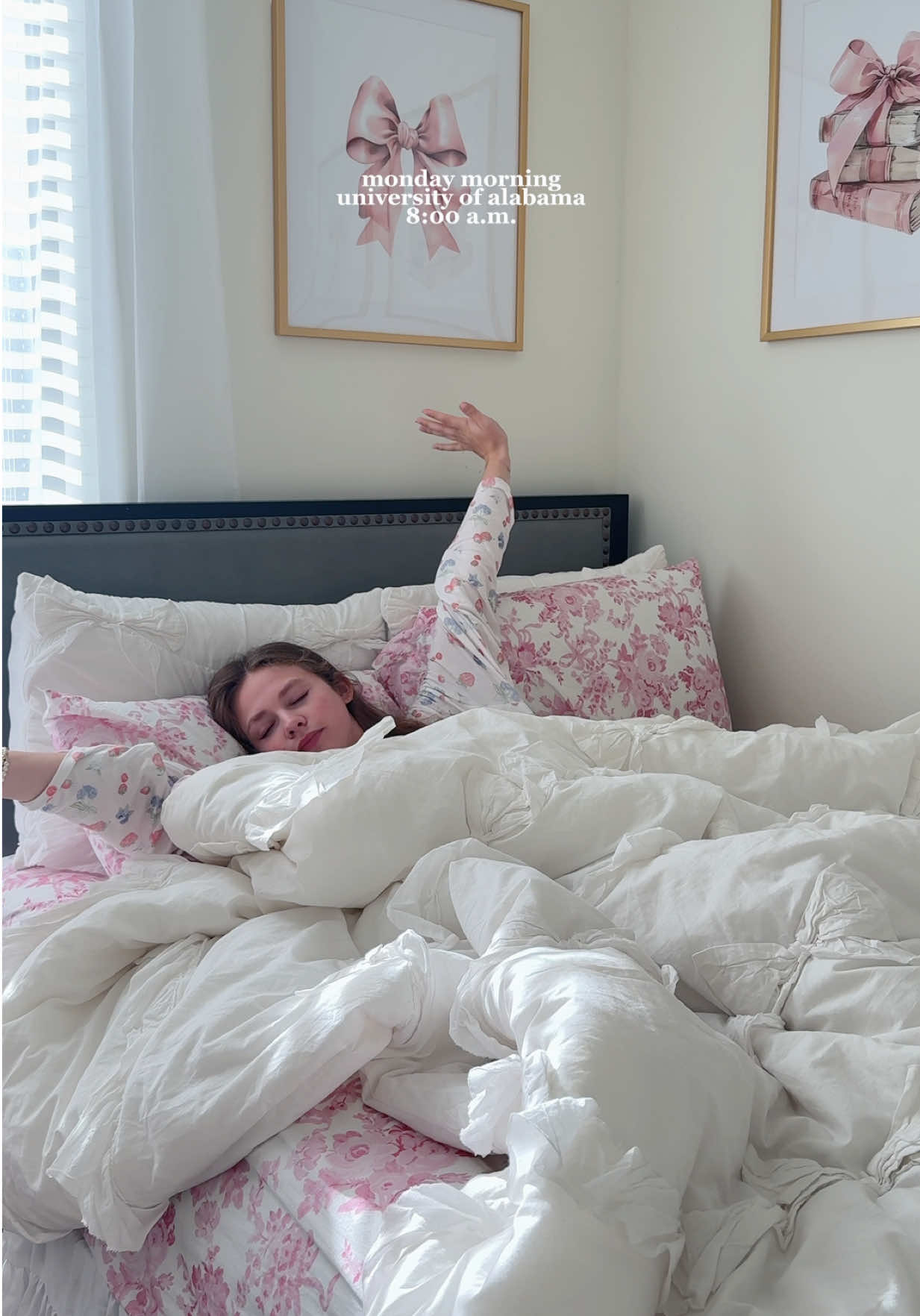 i cannot believe i’m taking my grad photos tomorrow! where has time gone😭🩷 #grwm #morning #routine #morningroutine #aesthetic #asmr #college #universityofalabama #skincare #juicecleanse #hatchalarm #whitenoise #errands #dayinmylife #diml #Vlog #inspo #cleangirl #itgirl #healthshot #foryou #fyp
