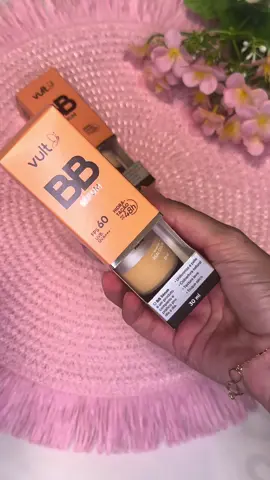 O BB Serum da Vult é maravilhoso. Se adapta a sua pele deixando ela super natural e protegida por tem proteção FPS 60  Está disponível em nossa site!  #maquiagem #lojaonline #belezaqueencanta #makeperfeita #amo 