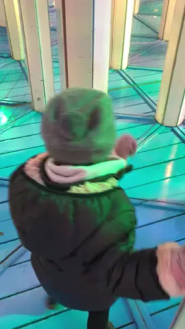 Not running in mirror maze 😂 #funny #kids #mirrormaze #fail #fails #trynottolaugh #lol #fyp 