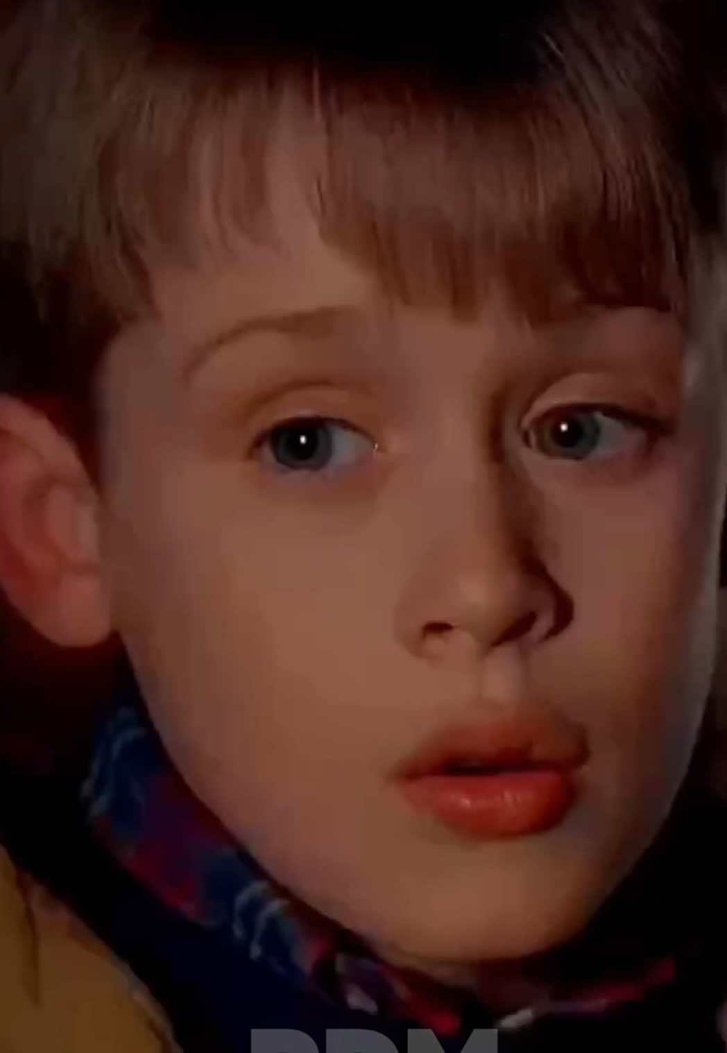 Hay que arriesgarse, solo eso queda. 🎥 Mi pobre angelito 2  Sigueme para más reflexiones, inspiración diaria y mensajes que transforman.  - - - - - #sueños #esfuerzo #metas #reflexión #mindset #training #futuro #resiliencia #dolor #mejorar #aprender #proceso #fail #success #exitoso #riqueza #actitud #sacrificio #motivación #constancia #fé #enfoque #hopecore #hopecoreespañol #frasesdepeliculas