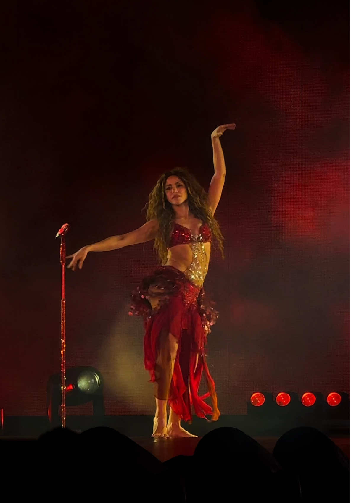 @Shakira #lmynlworldtour #medellín 