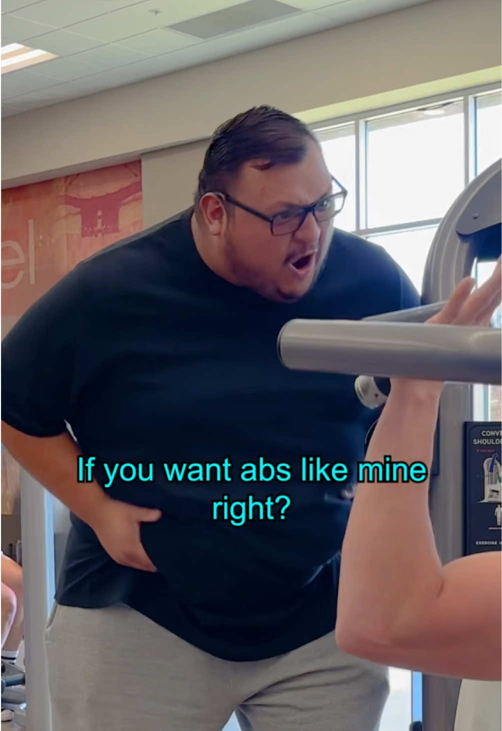 When gym trainers are fat… @Timmy Josten #funny #comedy #gym #GymLife #gymtrainer #train #trainer 