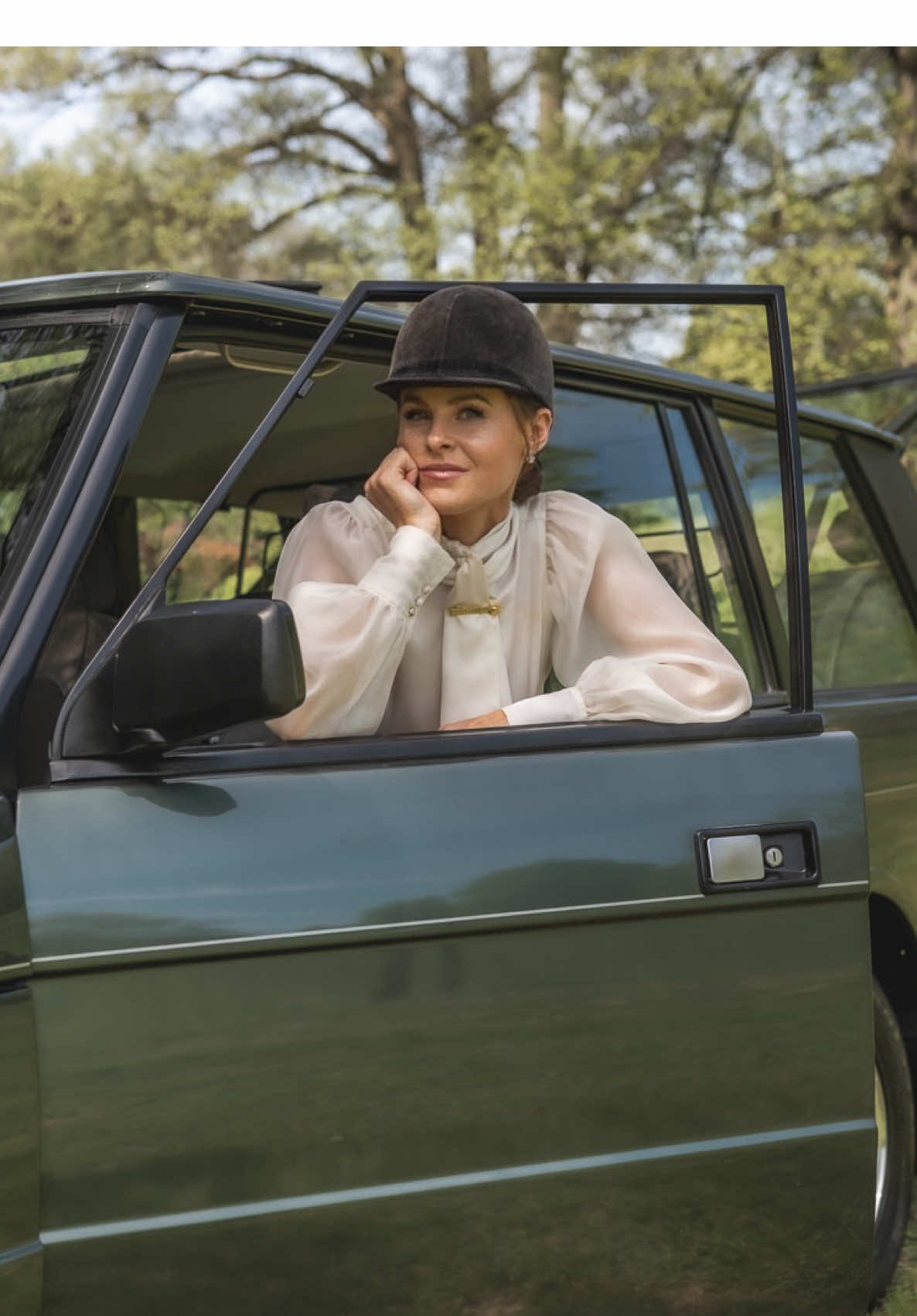 My passion and inspiration has always been rooted in heritage equestrian style… It’s where it all began for me. What do you think? @hollandcooperclothing #HeritageStyle #EquestrianElegance #OldMoneyAesthetic #RidingStyle #HollandCooper #BritishLuxury #EquestrianFashion #TimelessStyle #OldMoneyVibes #PreppyStyle #CountryLuxury #HCStyle