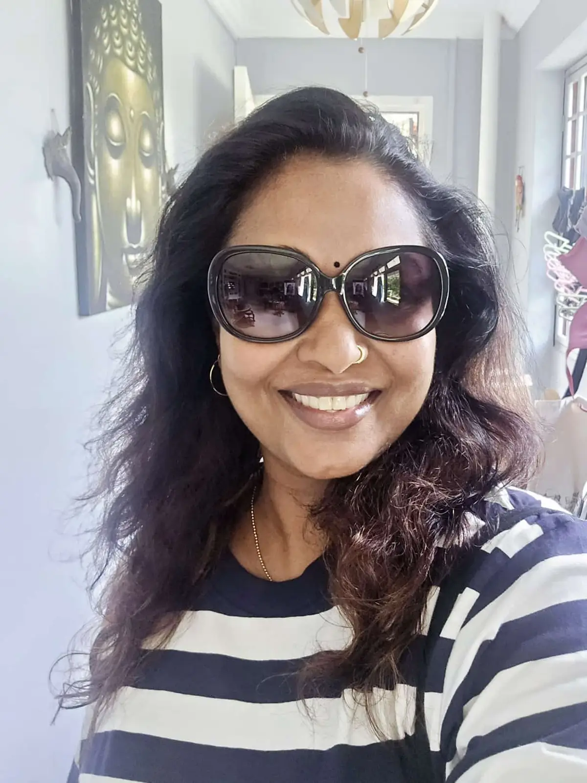 #mymogarakattei #striped #blue #white #uniqlo #panipuri #prata #street food #singapore #littleindia #tamilachi #queen #Love #peace #joy #formepage #smile #fullmoon #