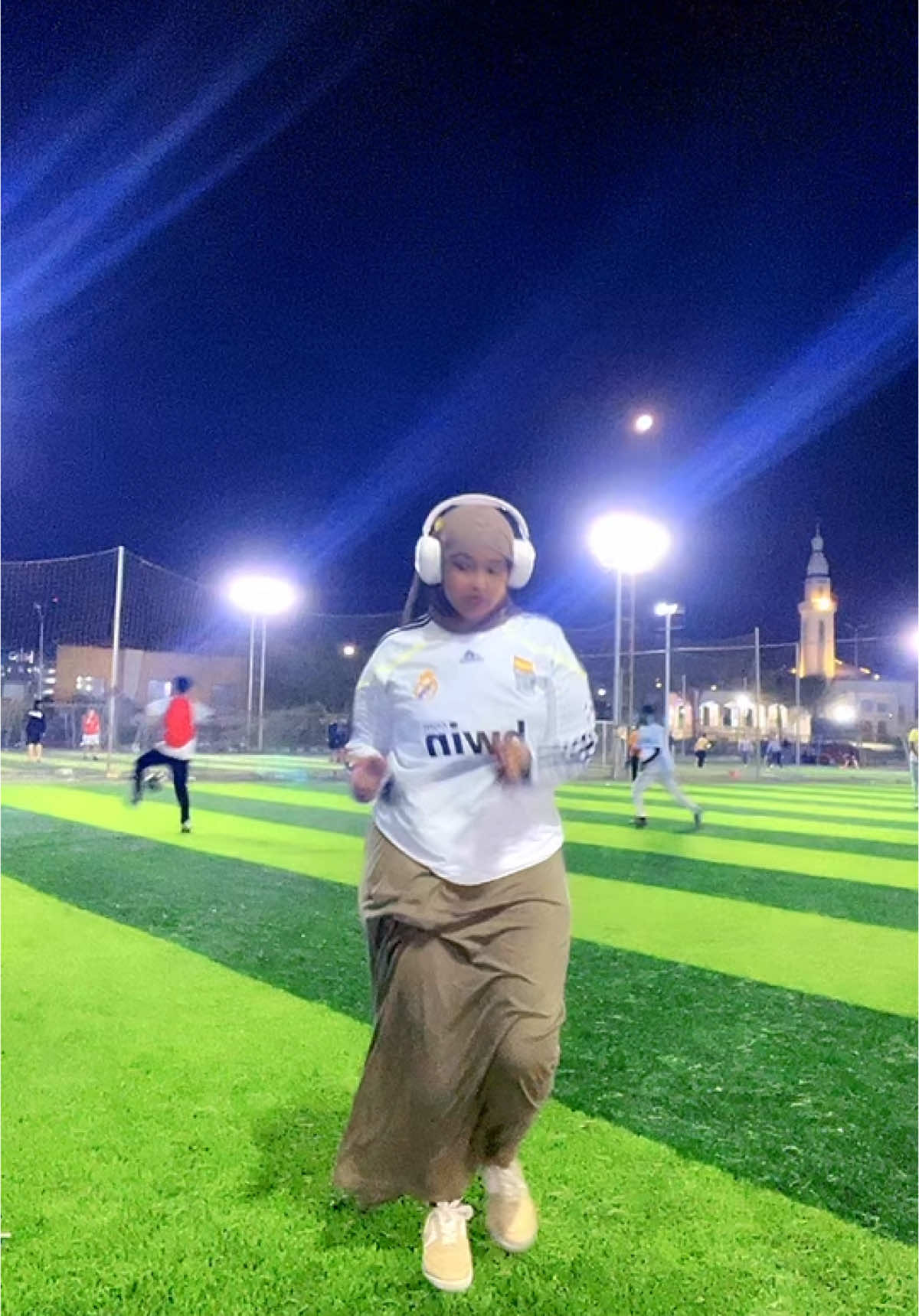 I aamin realmadrid wey soobaxee5️⃣goal ku badinee🤍💃@zamzambowlaxgoat #cabsicabsiwaaye💎🗼 #zamzambowlax #libaaxnaagah💎🗼 #هلا_مدريد_دائما_وابدا👑❤ #هلا_مدريد #mbappe #realmadrid #vinicius #halamadrid 