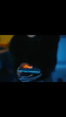 قال رسول الله صلى الله عليه وسلم: لا تَستبطِئُوا الرِّزقَ، فإنَّهُ لمْ يكنْ عبدٌ لِيموتَ حتى يَبلُغَهُ آخِرُ رِزقٍ هوَ لهُ، فاتَّقُوا اللهَ، وأجْملُوا في الطَّلَبِ، أخذُ الحلالِ، وتركُ الحرامِ. فرزقك آتيك فلا تستعجل و تكسبه من حرام. المقطع بالتعاون مع الصدق @kaaiishiii #رزق #دين #مؤمن #muslim