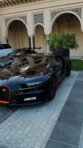 Get rich. #richlifestyle #millionaire #futuresuccess #money #luxurylifestyle #cars