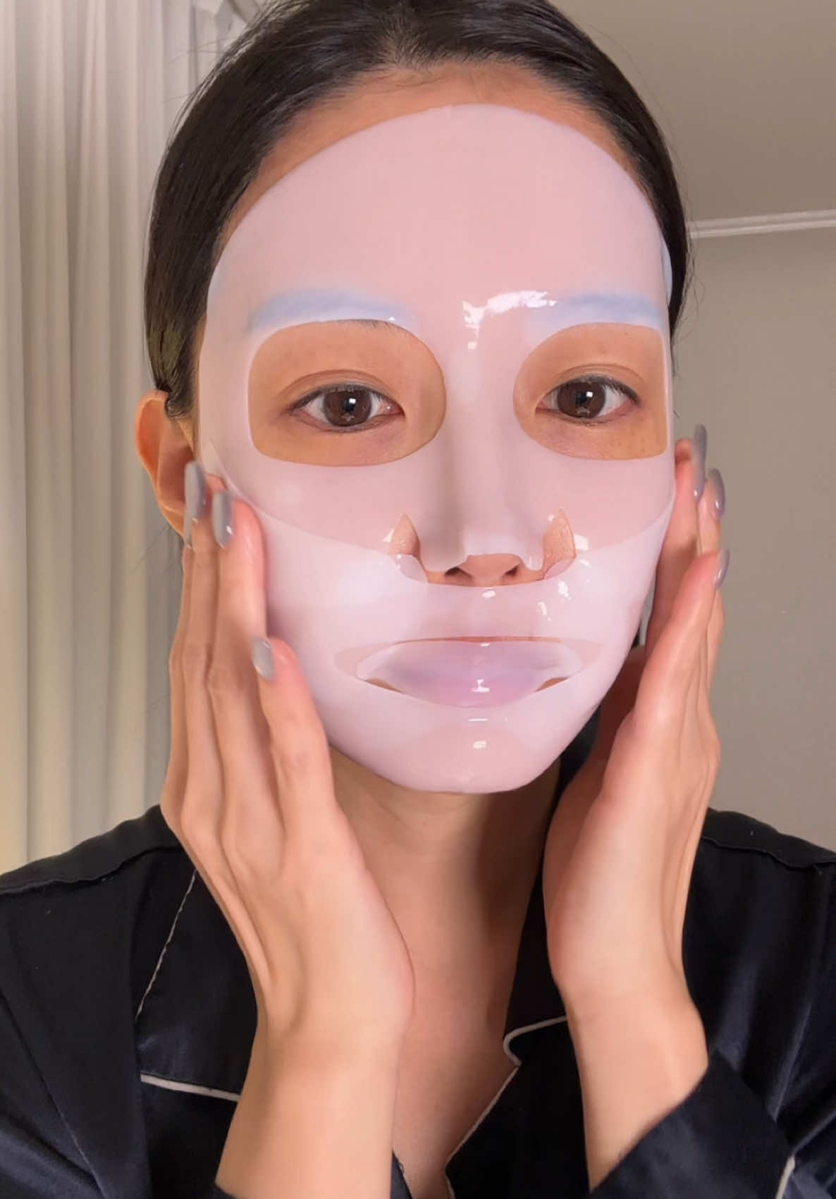집에서도 쉽게 빛나는 피부를 만드는법 ✨ @mixsoon #kbeauty #koreanskincare #skincareroutine #skincaretips #skincare #skintok #beforeandafter #breakout #skincareviral #skincareproducts #oliveyoung #oliveyoungglobal #mixsoon#mixsoonbeanessence 
