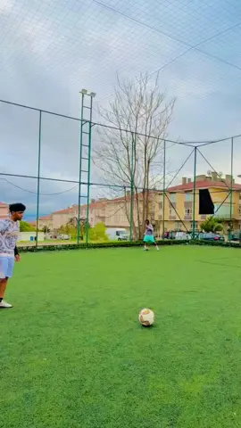 Codka ayaa I xidhnaa, sidaas ayaanan muuqaalo u soo duubine Waa inoo Habeen dambe iyo Championka Hanad Gangs 🙋🏽‍♂️ #abwaanhanad #hanadfootball #hanadadam #fyp #somalitiktok 