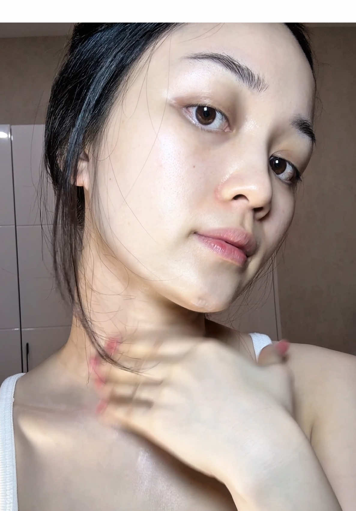 3️⃣5️⃣K dapet paket lengkap — Lotion + Body Cream! Harga waras banget, wajib cobain! 😍✨💕🔥 @LOTION BMG ORIGINAL  #bmglotion #bmglotionpemutihbadan #kulitputih 