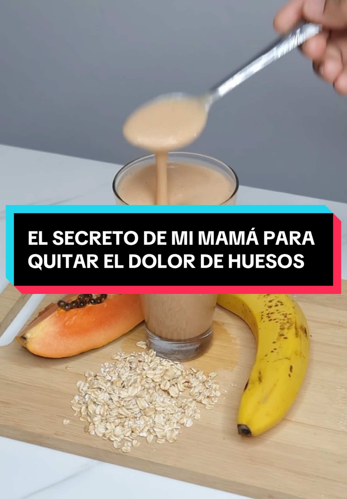 🥭✨ La Bebida Milagrosa que Transformó la Vida de Mi de 80 Años  🥤 Ingrediente Clave: La Papaya ✅ Ingredientes: 1 papaya madura (pelada y cortada en cubos) 2 plátanos 3 cucharadas de avena 1 vaso de leche de almendras 👩‍🍳 Preparación: Pela y corta la papaya en trozos pequeños. Añade los dos plátanos a la licuadora. Agrega las cucharadas de avena. Vierte un vaso de leche de almendras. Licúa todo hasta obtener una mezcla suave y cremosa. Sirve en un vaso… ¡y disfruta de este elixir natural! 🌱 ¿Quieres más recetas como esta? Descarga mi Recetario Saludable en el link de mi perfil y sígueme para descubrir más consejos y recetas naturales para cuidar tu salud. #salud #consejos #vidasana #nutricion #alimentos #saludybienestar #papaya