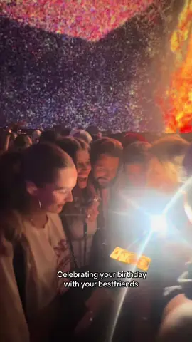 Torey and sienna are our Coachella queens #coachella #birthday #BestFriends 