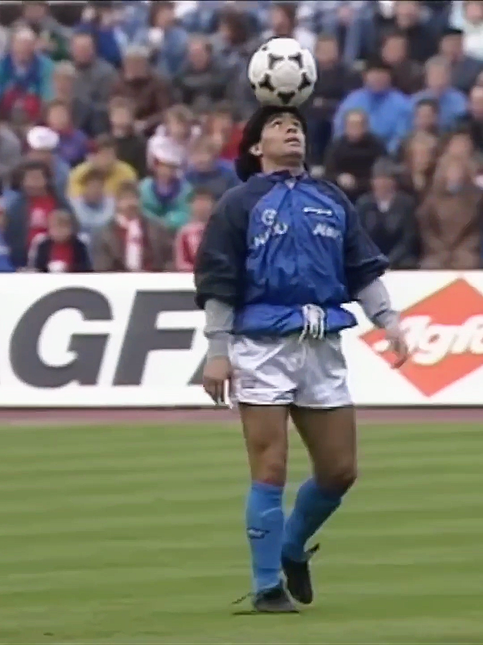 Diego Maradona 🕊💔 napoli 💙argentina #maradona #argentina #messi #napoli #worldcup #fyp #viral #edit #football #footballtiktok 